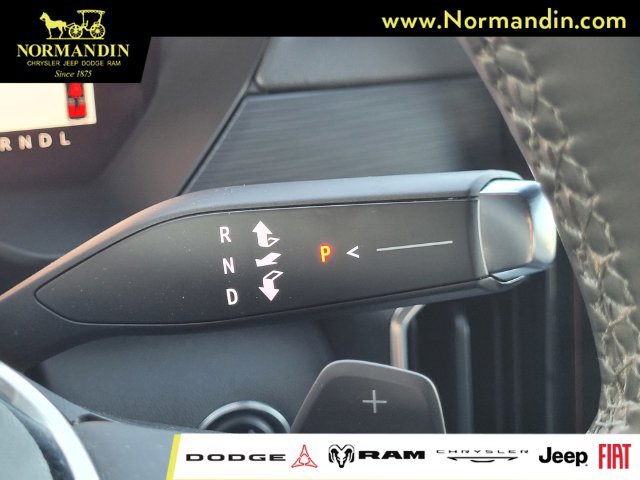 Used 2024 GMC Acadia Elevation AWD/4WD image 12