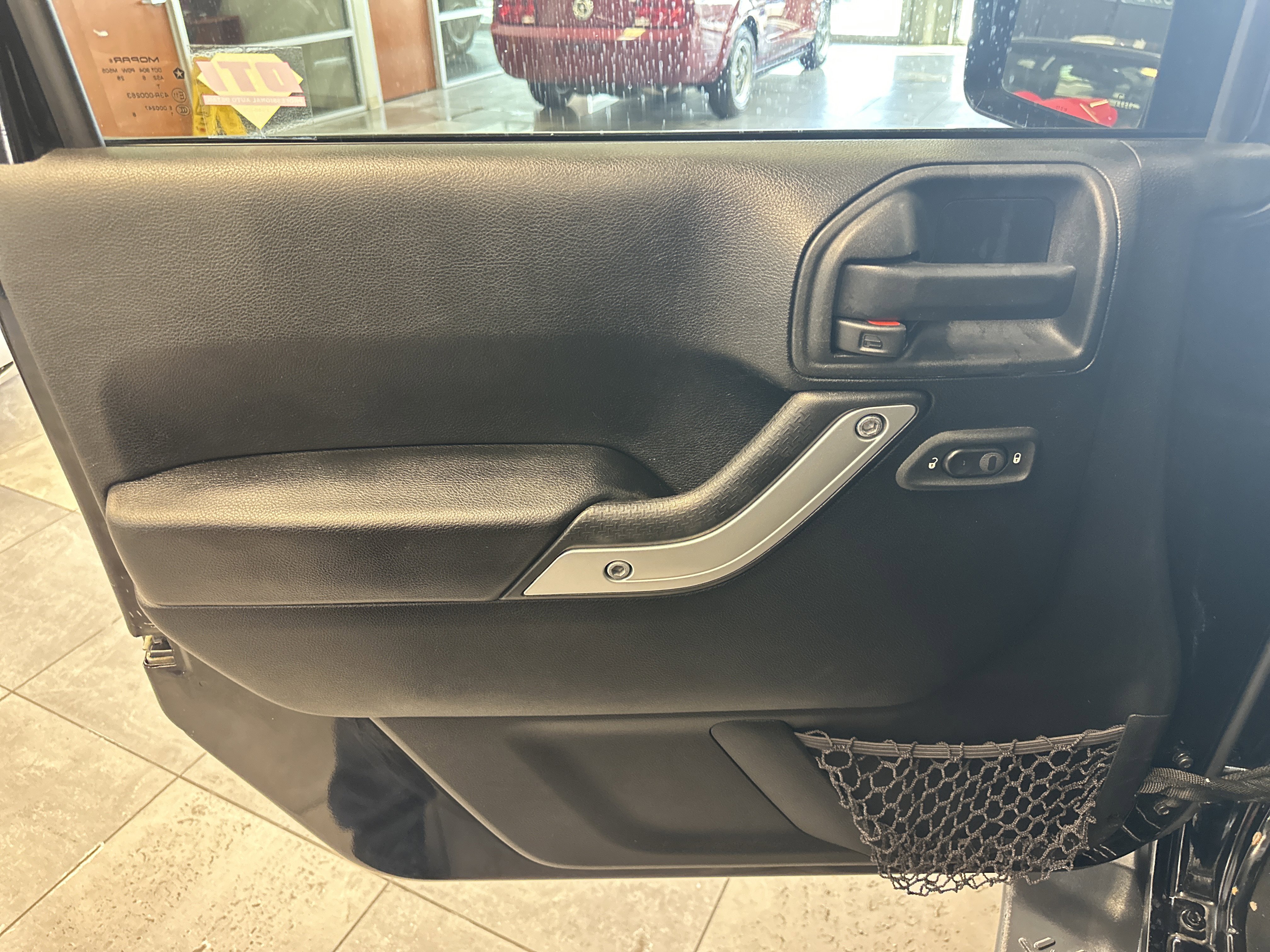 Used 2016 Jeep Wrangler Unlimited Sahara w/ Dual Top Group image 20