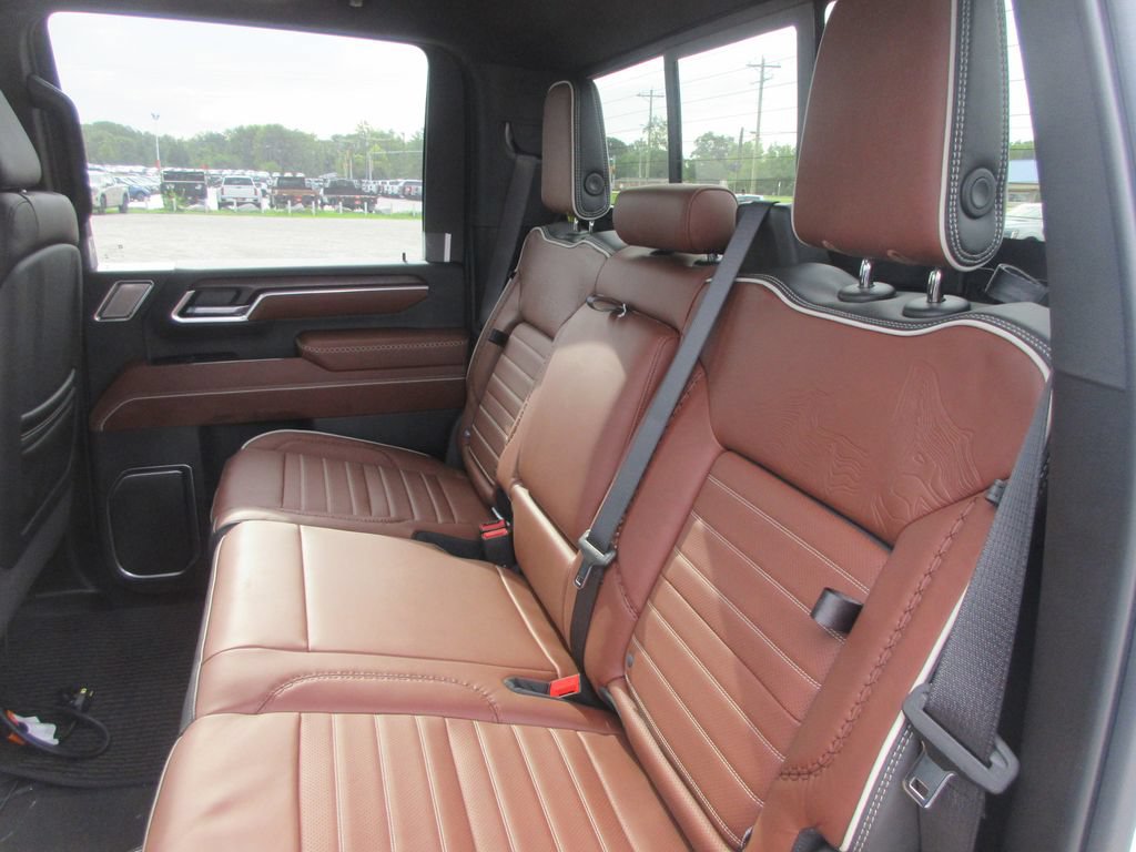 New 2026 GMC Sierra 2500 Denali Ultimate AWD/4WD image 16