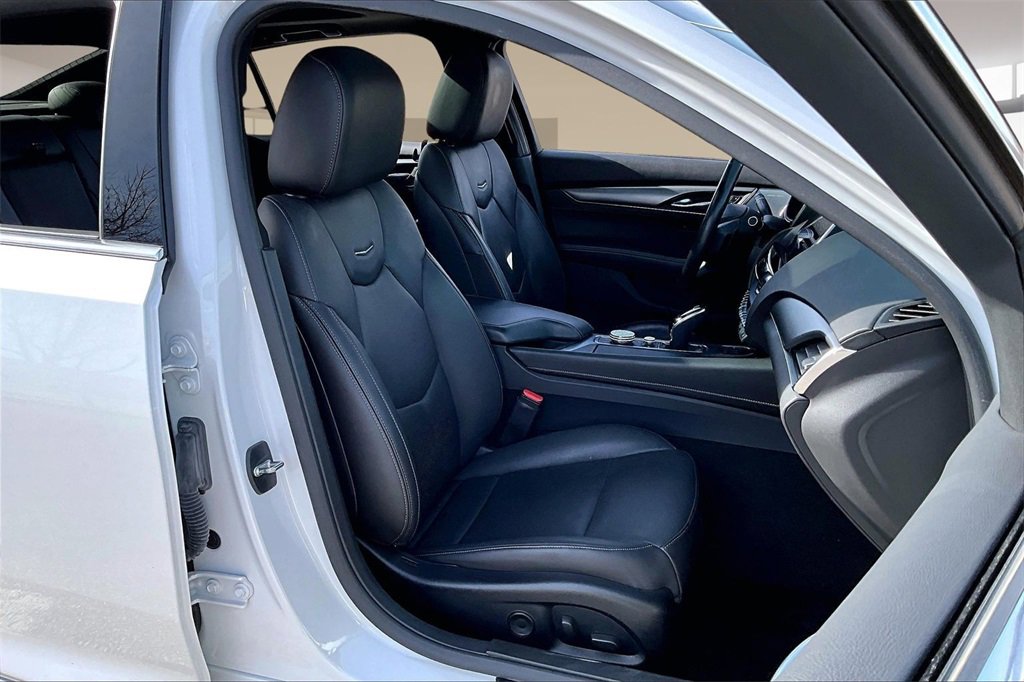 Used 2022 Cadillac CT5 Premium Luxury image 7
