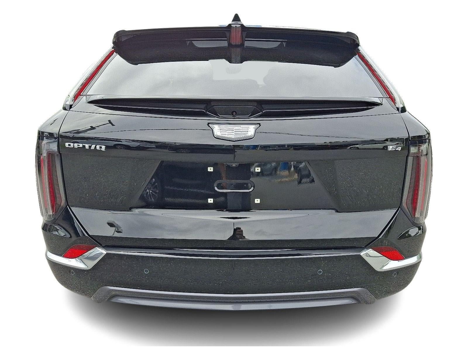 New 2027 Cadillac Optiq Premium Luxury w/ LPO, Floor Liner Package AWD/4WD image 4