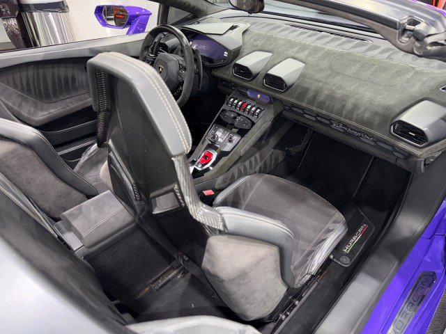 Used 2017 Lamborghini Huracan LP 610-4 image 82