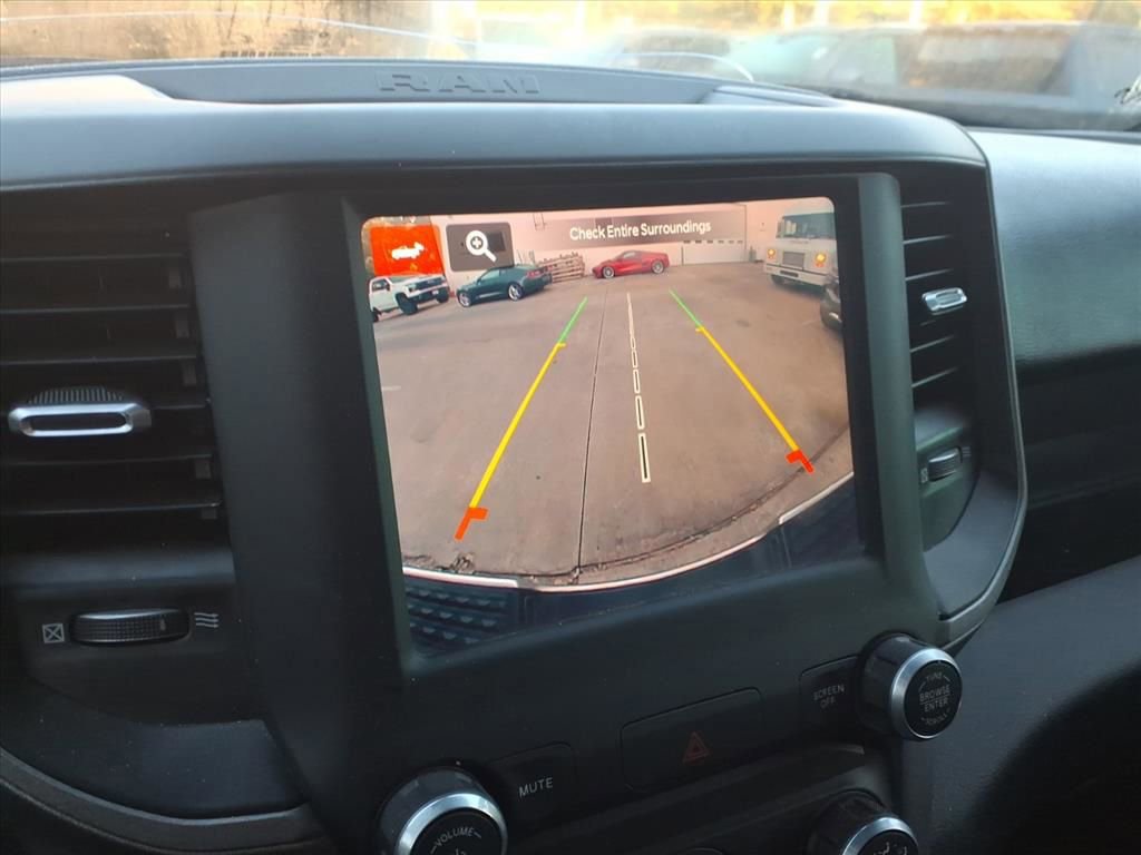 Used 2024 RAM 2500 Tradesman w/ Chrome Appearance Group image 15