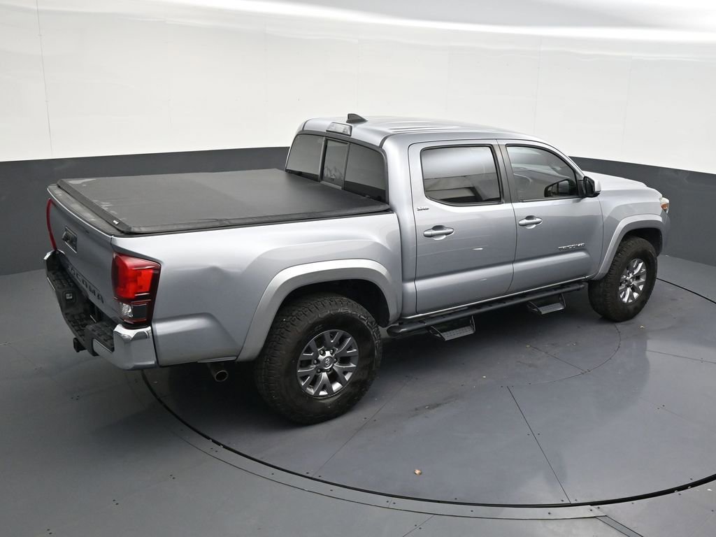 Used 2019 Toyota Tacoma SR5 w/ SR5 Appearance Package (SM) RWD image 17