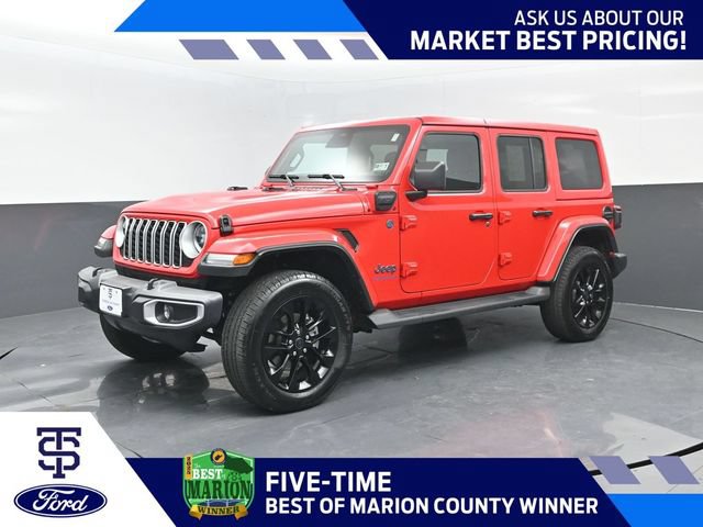 Used 2025 Jeep Wrangler Unlimited Sahara AWD/4WD image 1