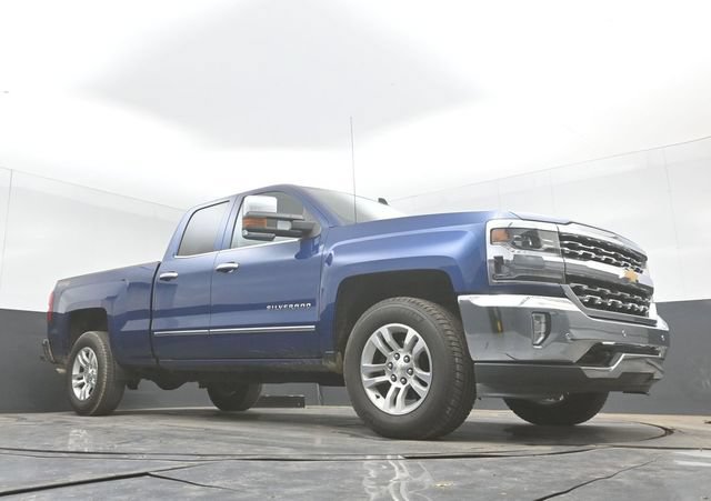 Used 2017 Chevrolet Silverado 1500 LTZ w/ LTZ Plus Package AWD/4WD image 29