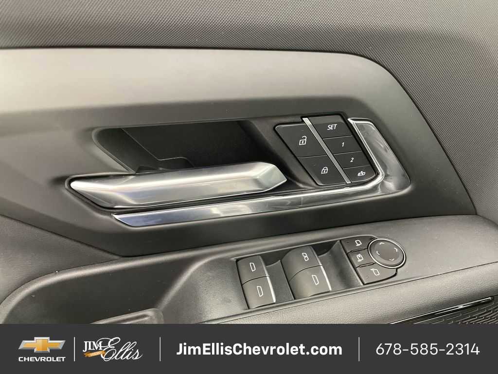 New 2025 Chevrolet Silverado EV LT image 49