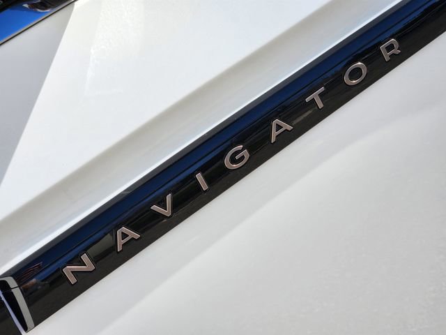 New 2026 Lincoln Navigator L Black Label image 17