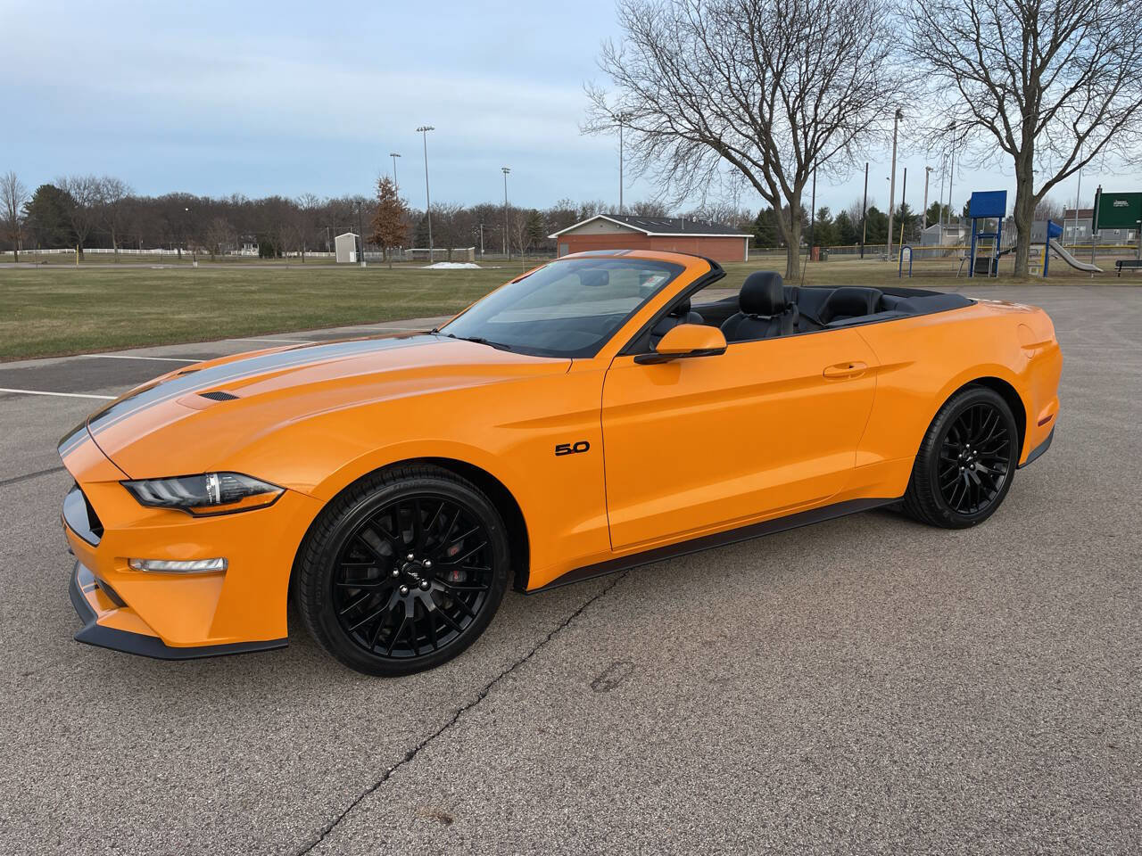 Used 2018 Ford Mustang GT Premium w/ GT Performance Package image 5