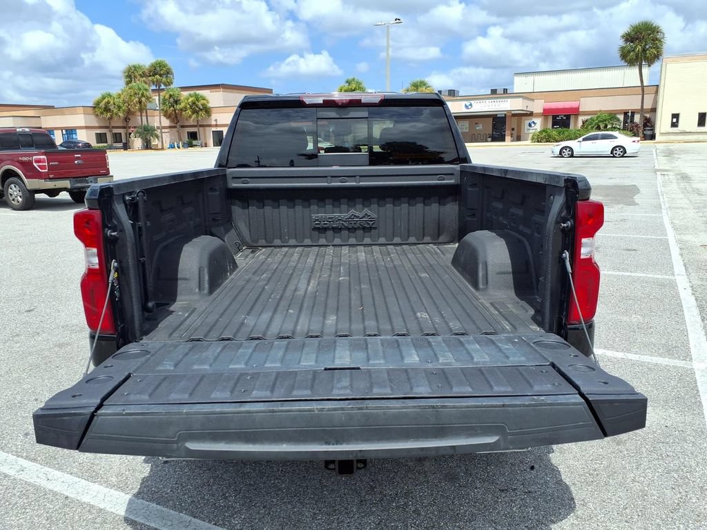 Used 2024 Chevrolet Silverado 1500 High Country w/ Technology Package AWD/4WD image 21