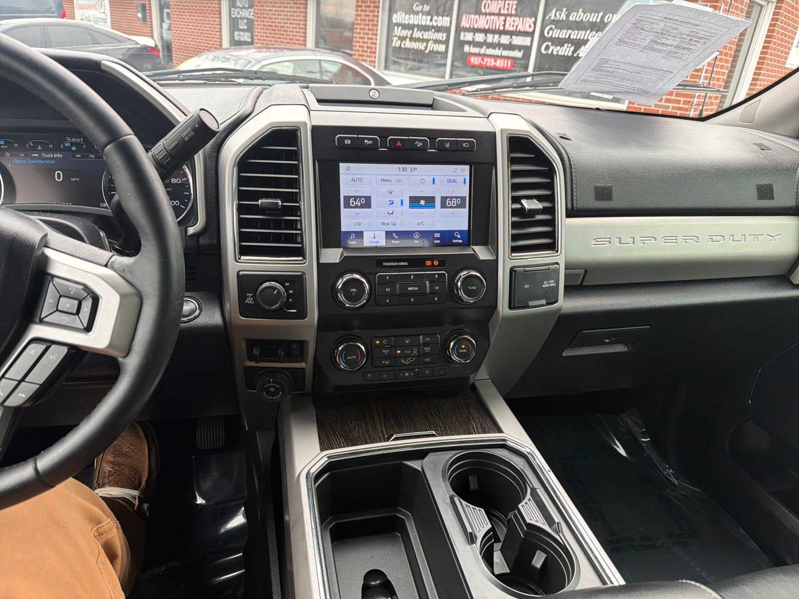 Used 2020 Ford F250 Lariat w/ Lariat Ultimate Package AWD/4WD image 19