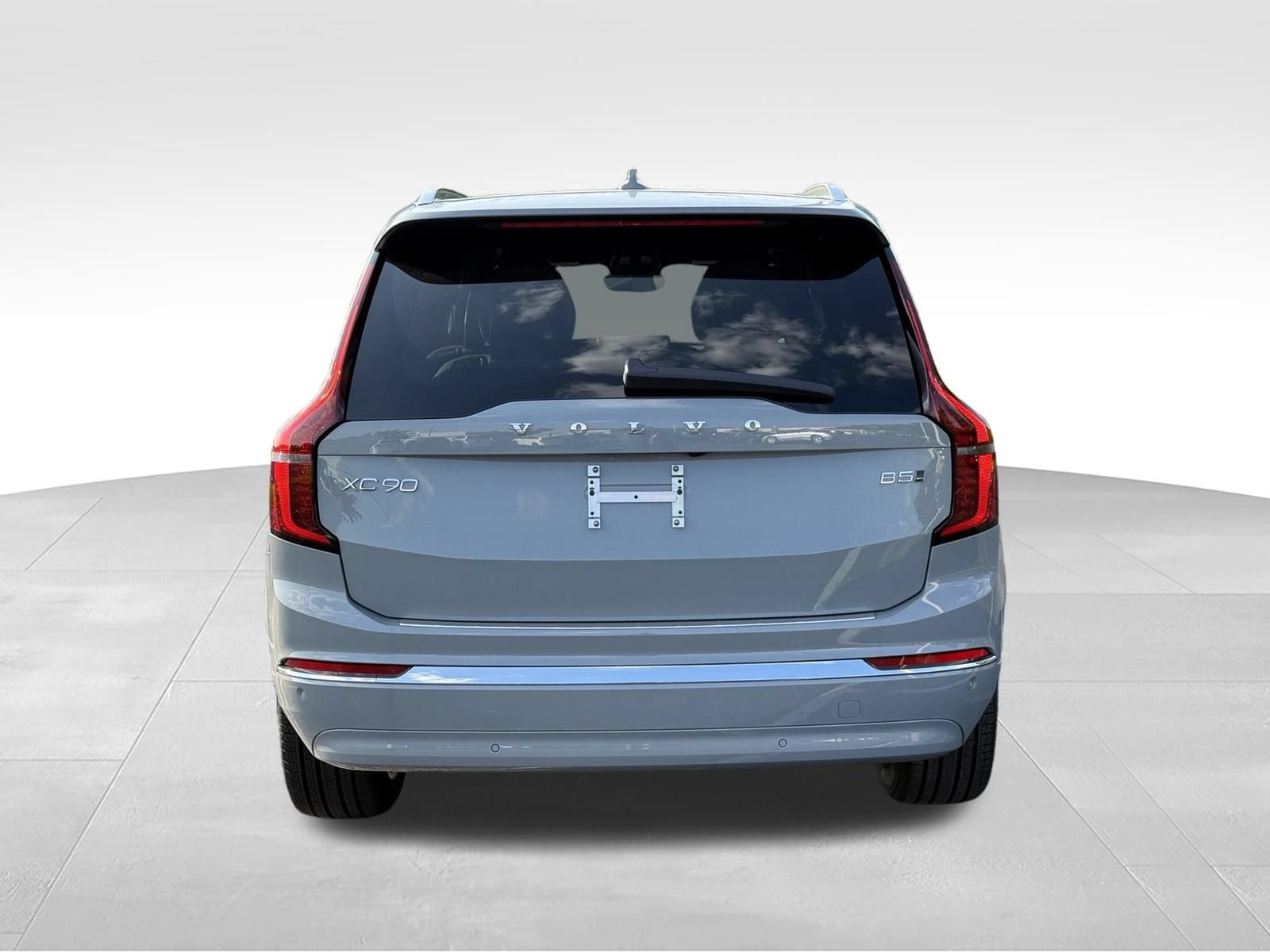 New 2027 Volvo XC60 B5 Core AWD/4WD image 4