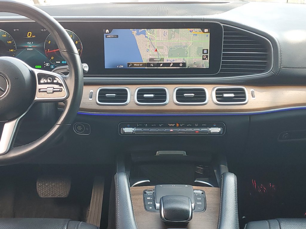 Used 2021 Mercedes-Benz GLS 450 4MATIC image 21