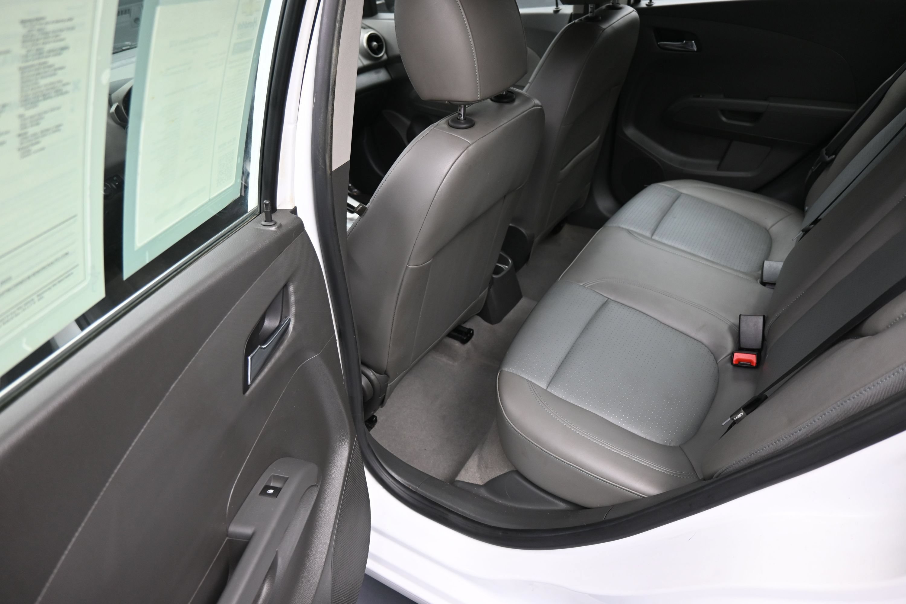 Used 2015 Chevrolet Sonic LTZ FWD image 17