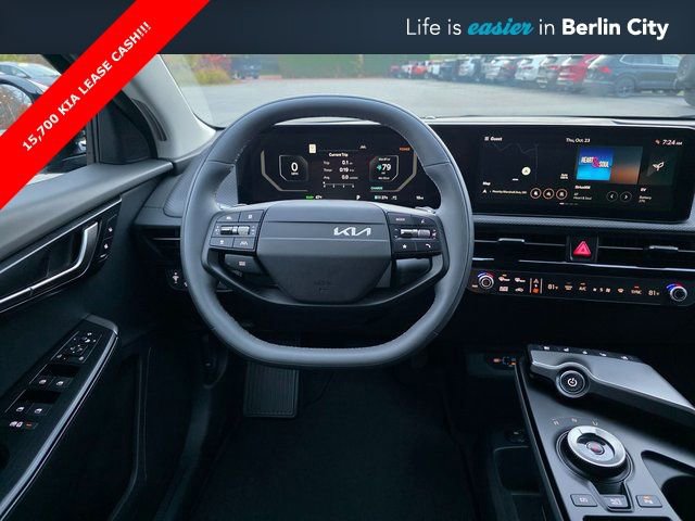 New 2025 Kia EV6 Wind image 19