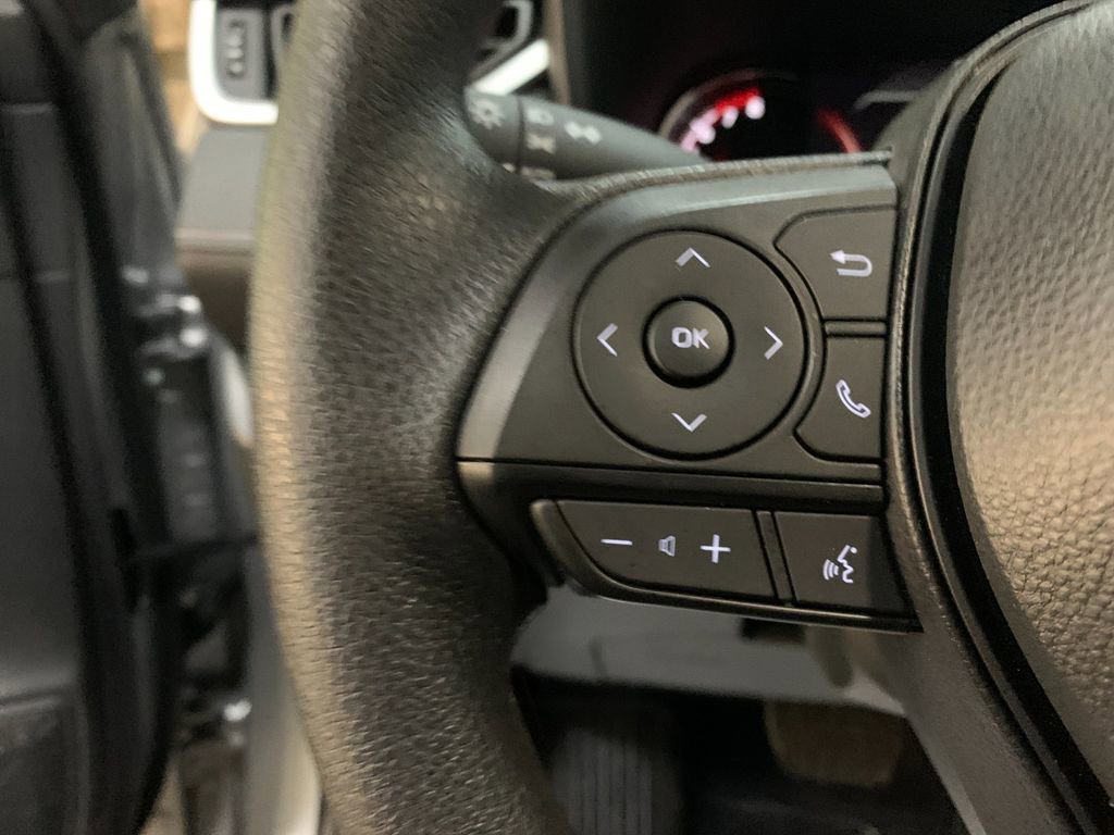 Used 2024 Toyota RAV4 XLE image 28