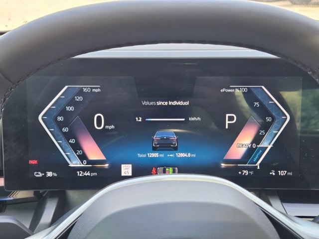 Used 2025 BMW i5 eDrive40i w/ Premium Package image 11