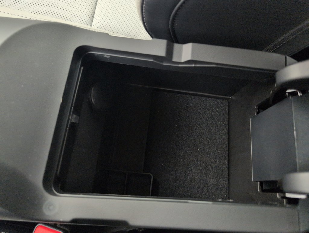 Used 2026 Ford Mustang Premium RWD image 39