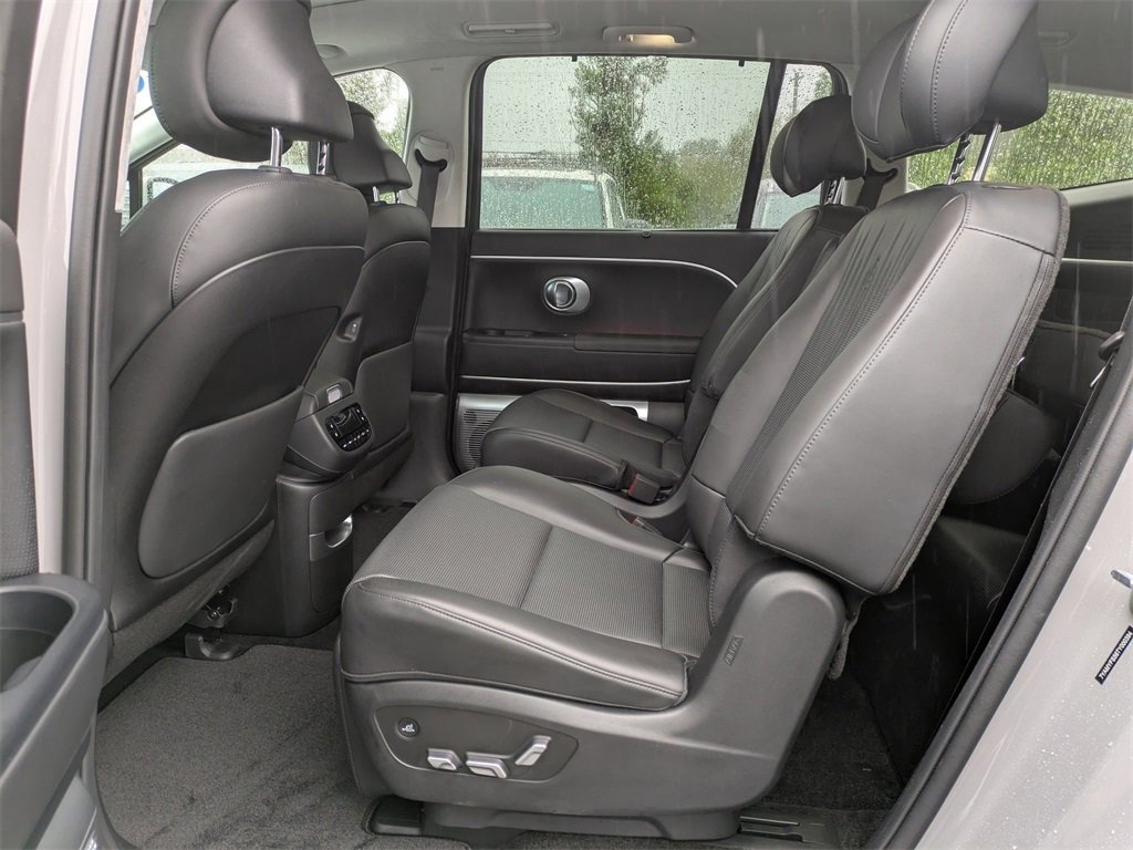 Certified 2026 Hyundai Ioniq 9 Calligraphy image 14