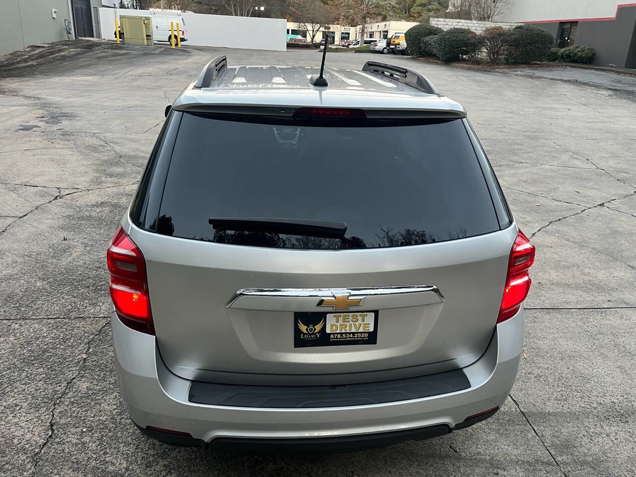 Used 2016 Chevrolet Equinox LT image 11