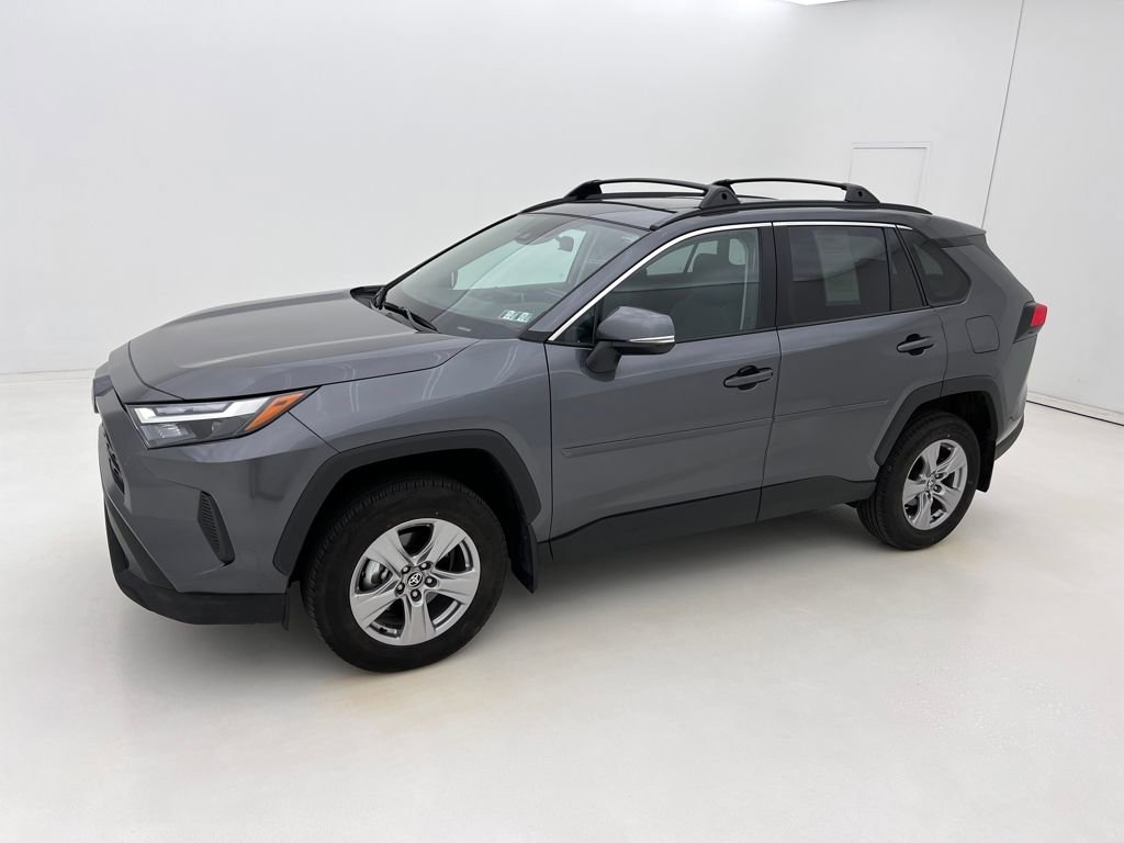 Used 2025 Toyota RAV4 XLE w/ Convenience Package image 5