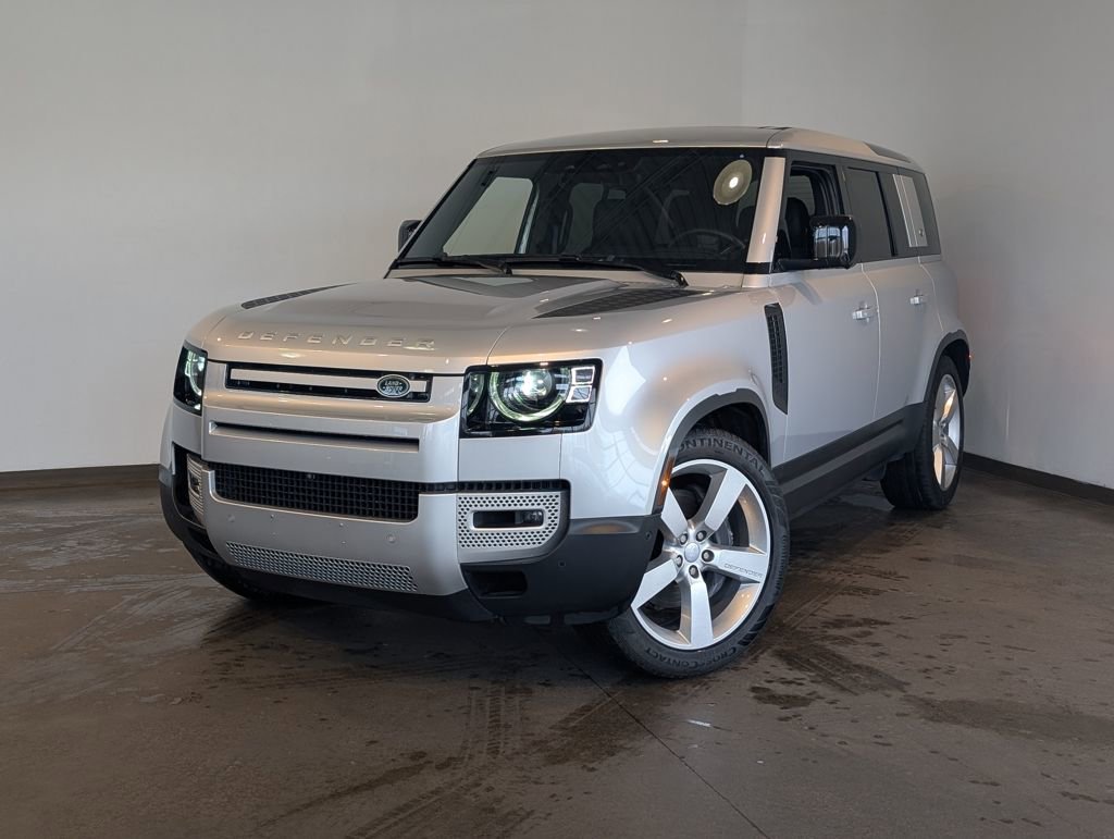 Used 2024 Land Rover Defender 110 SE image 1