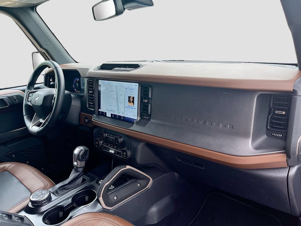 Used 2024 Ford Bronco Outer Banks AWD/4WD image 29