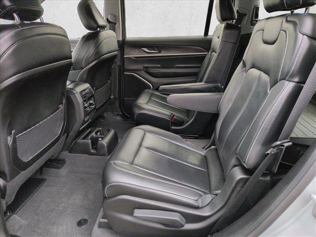 Used 2021 Jeep Grand Cherokee L Limited image 19