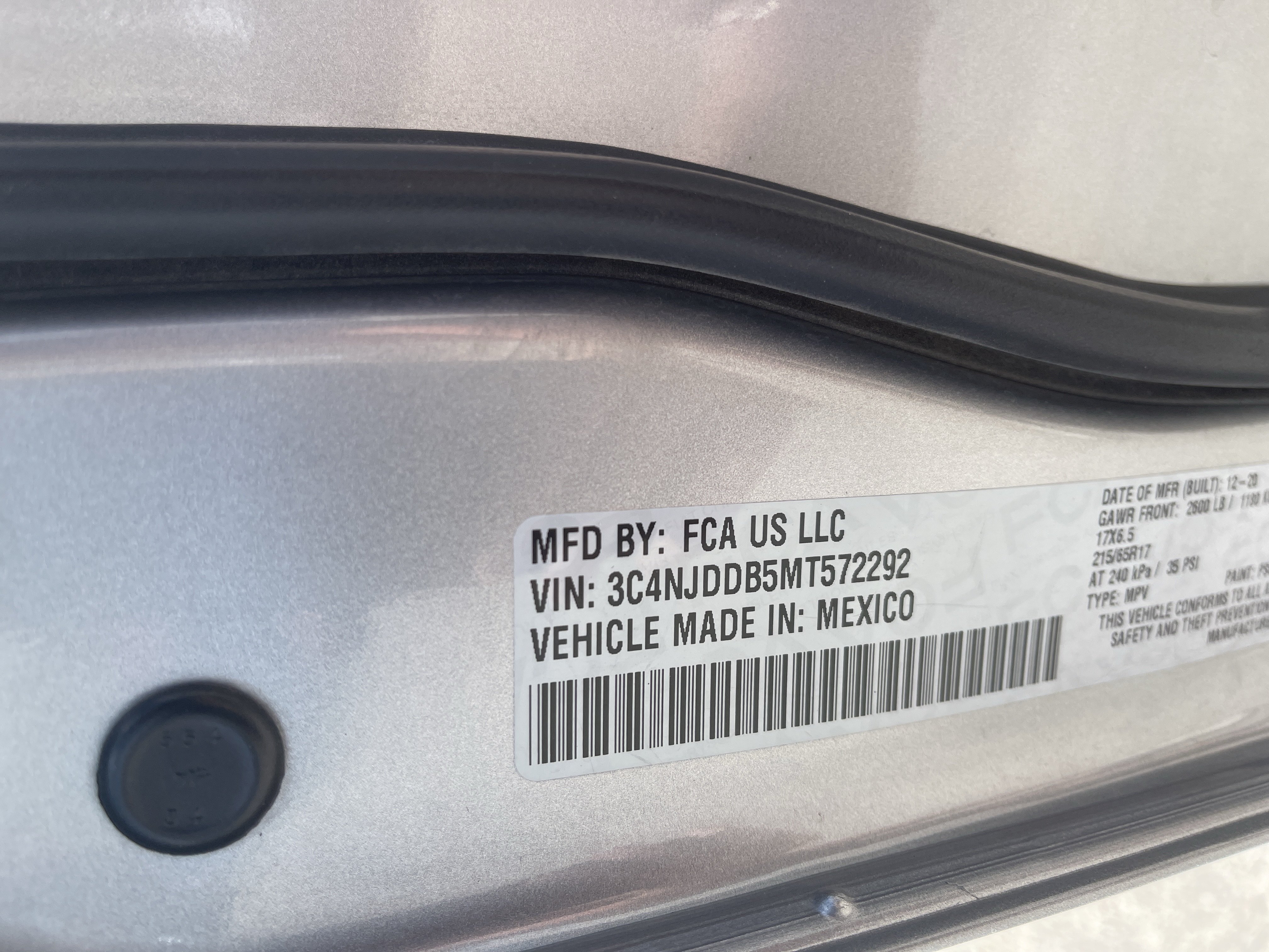 Used 2021 Jeep Compass Trailhawk AWD/4WD image 38