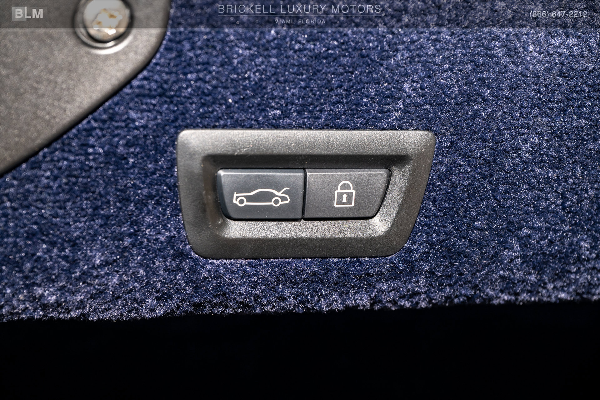 Used 2015 Rolls-Royce Wraith RWD image 13