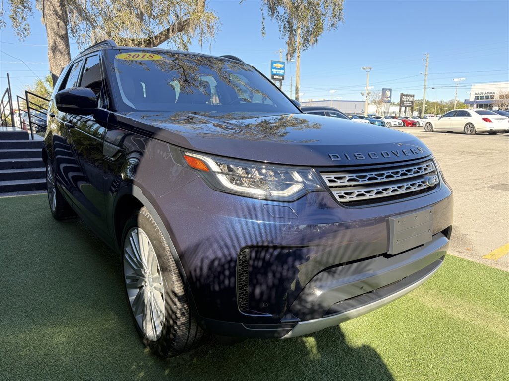 Used 2018 Land Rover Discovery HSE image 3