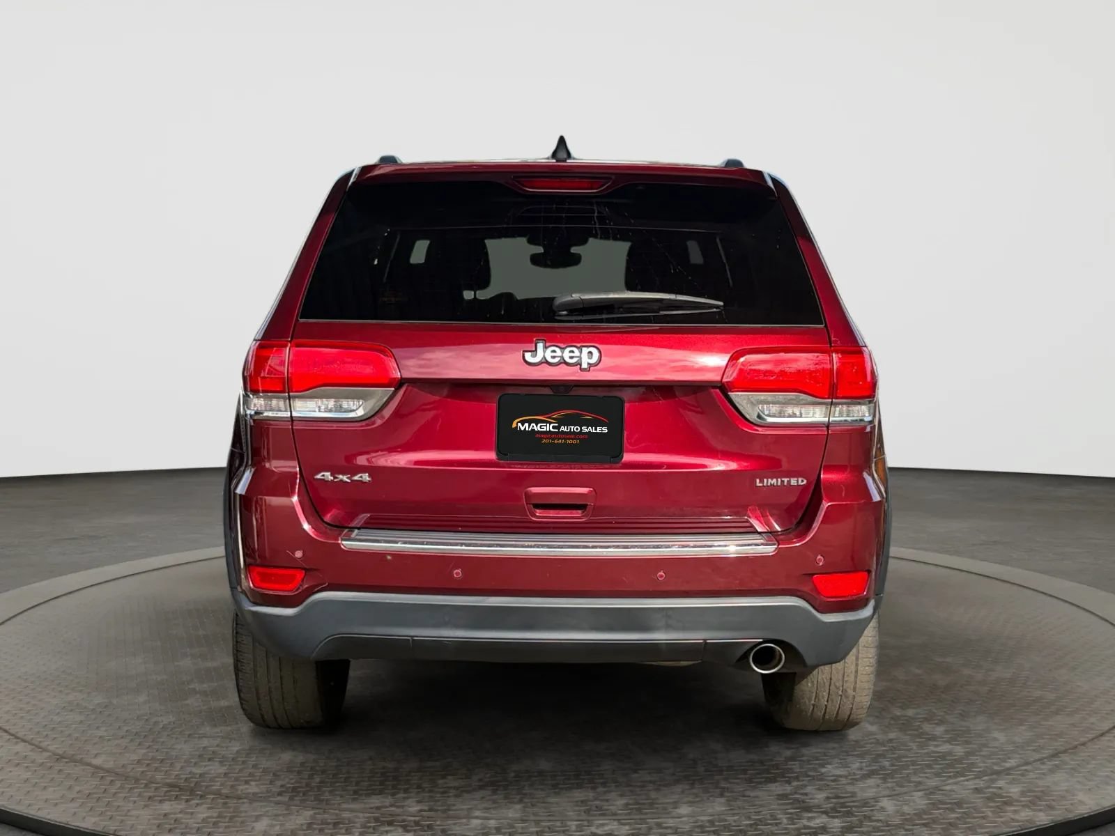 Used 2019 Jeep Grand Cherokee Limited AWD/4WD image 9