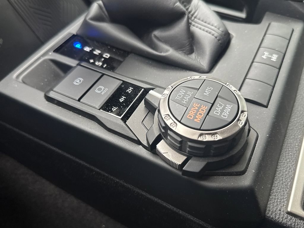 Used 2025 Toyota 4Runner TRD Off-Road image 29