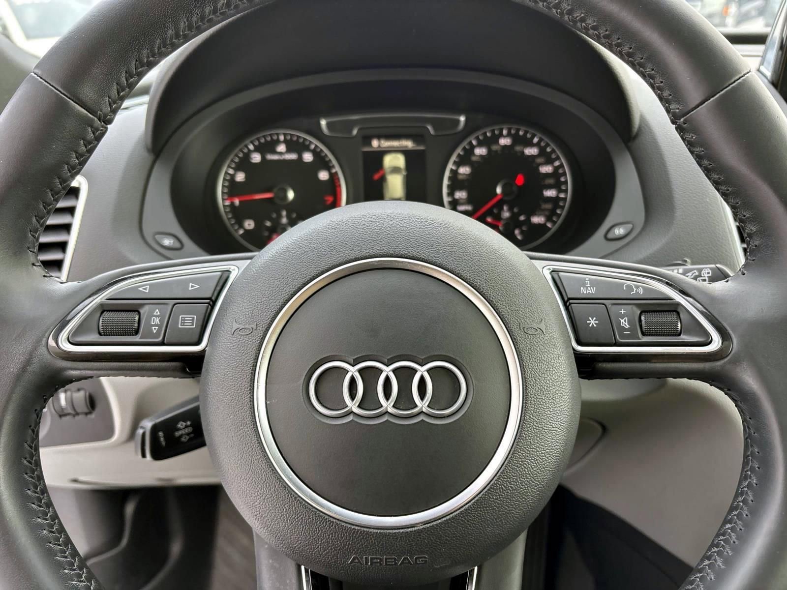 Used 2018 Audi Q3 2.0T Premium Plus image 16