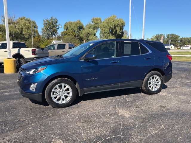 Used 2020 Chevrolet Equinox LT w/ Driver Convenience Package FWD image 2