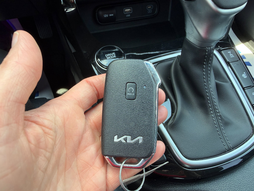 Used 2024 Kia Seltos EX AWD/4WD image 41
