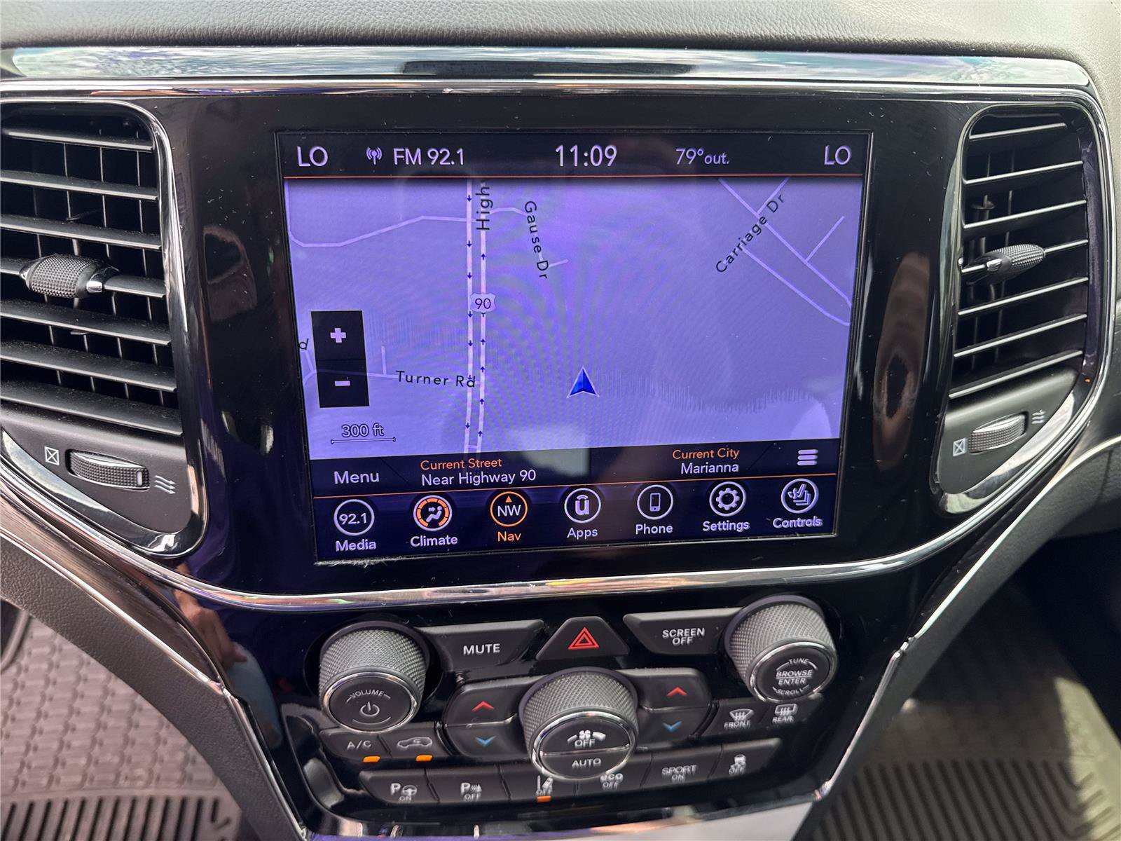 Used 2021 Jeep Grand Cherokee Summit AWD/4WD image 26