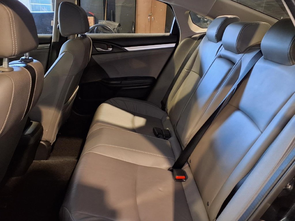 Used 2017 Honda Civic EX-L image 19