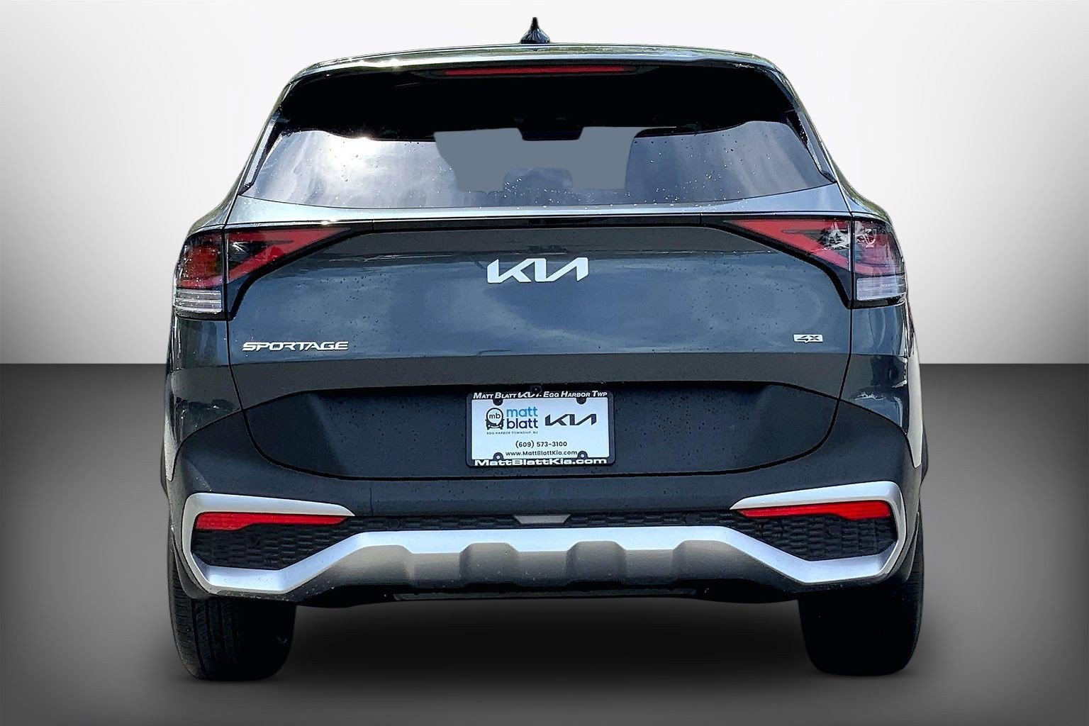 Used 2023 Kia Sportage LX AWD/4WD image 6