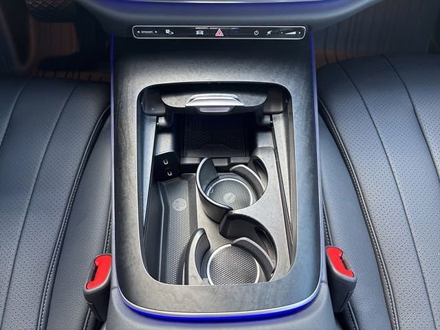 Used 2024 Mercedes-Benz E 350 4MATIC Sedan image 27