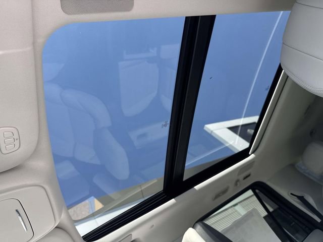New 2026 Lincoln Navigator L Reserve AWD/4WD image 21