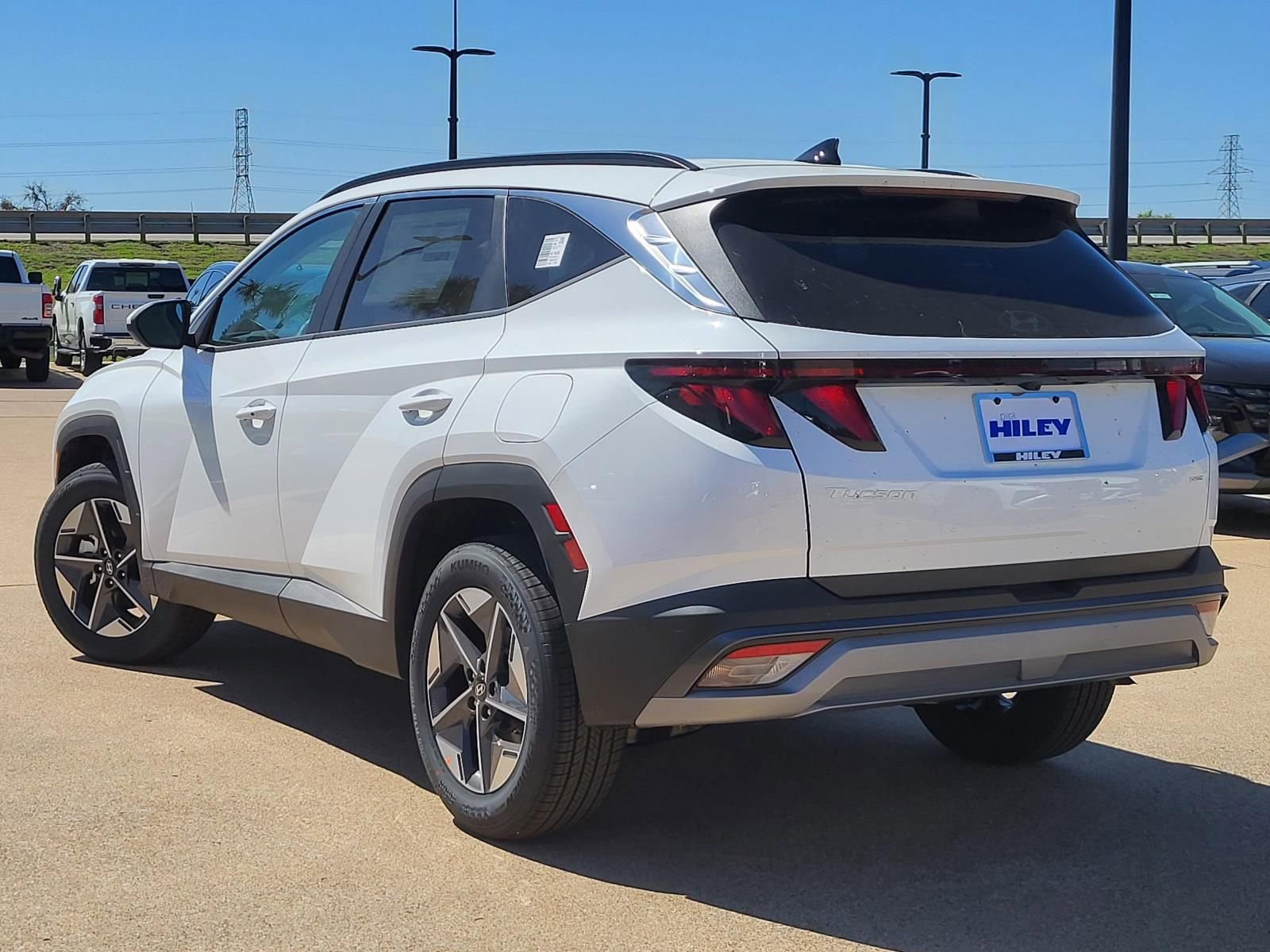 New 2026 Hyundai Tucson SEL AWD/4WD image 3