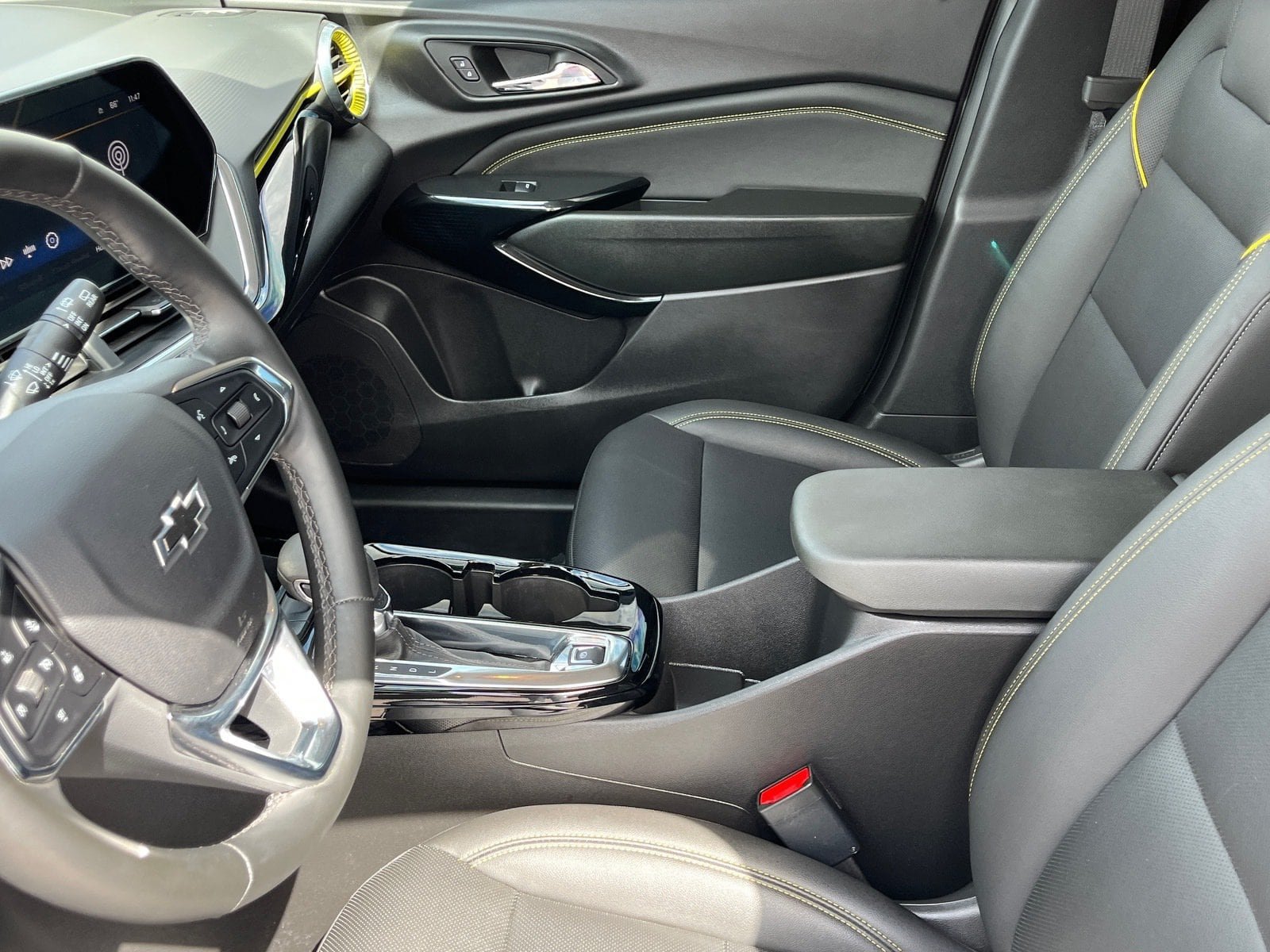 Used 2026 Chevrolet Trax ACTIV FWD image 17