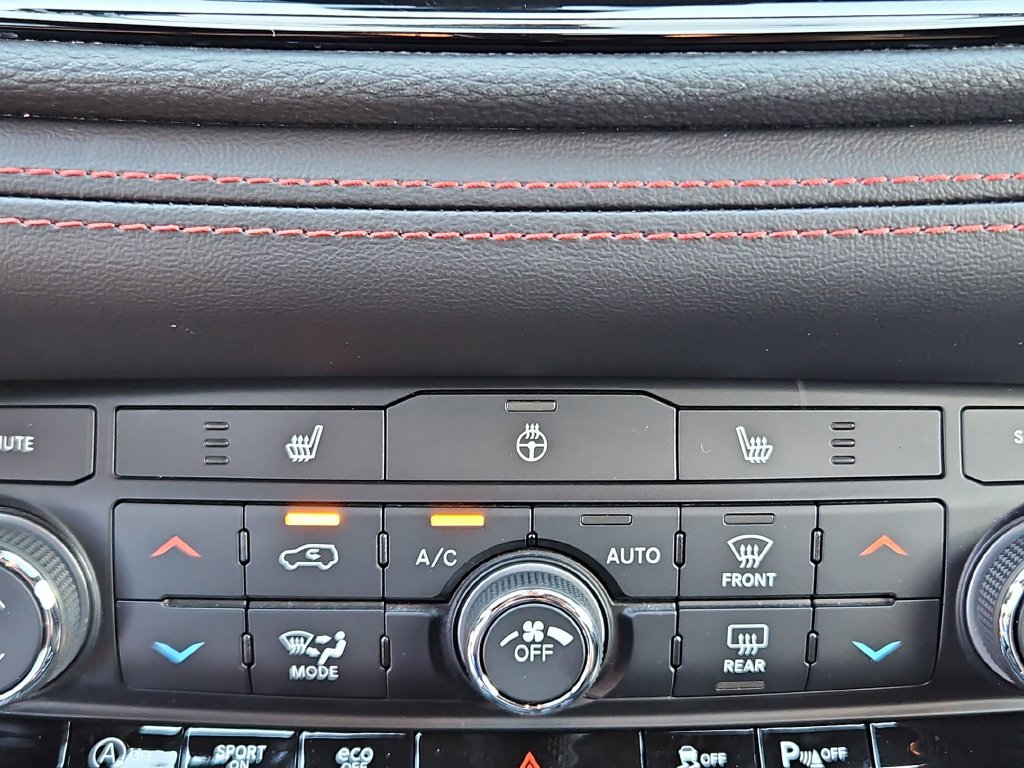 Used 2025 Dodge Durango GT RWD image 20