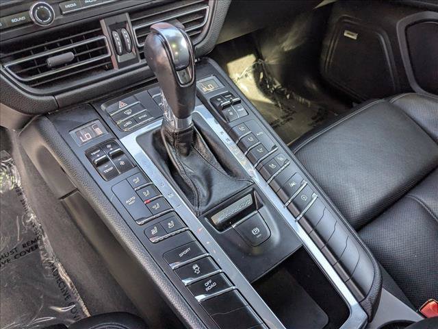 Used 2020 Porsche Macan S AWD/4WD image 12