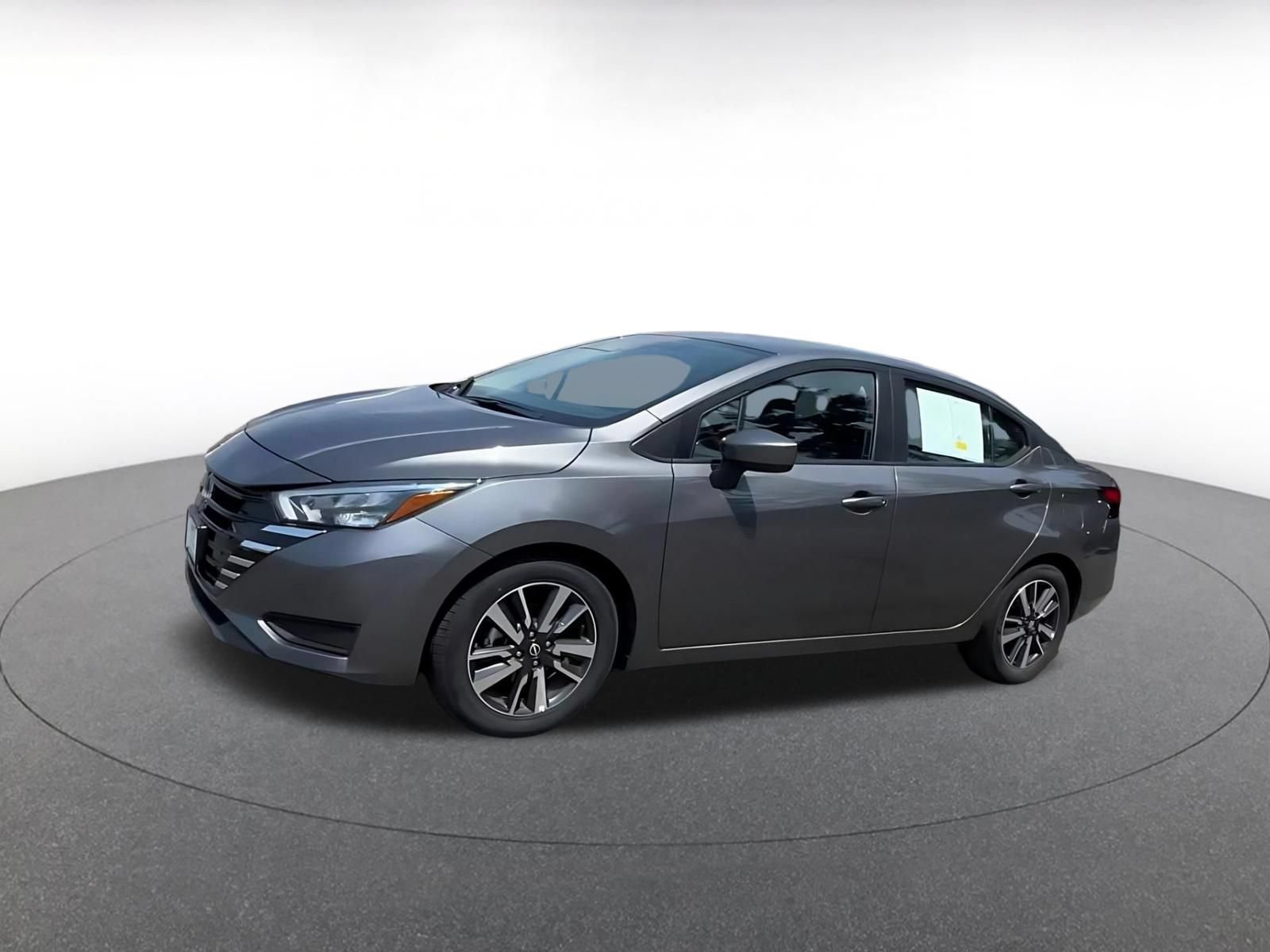 Used 2025 Nissan Versa SV FWD image 6