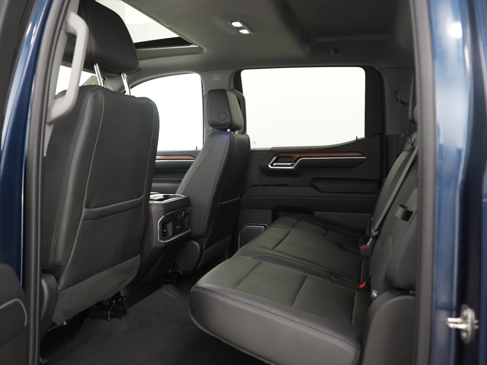 Used 2022 GMC Sierra 1500 Denali w/ Denali Reserve Package AWD/4WD image 18