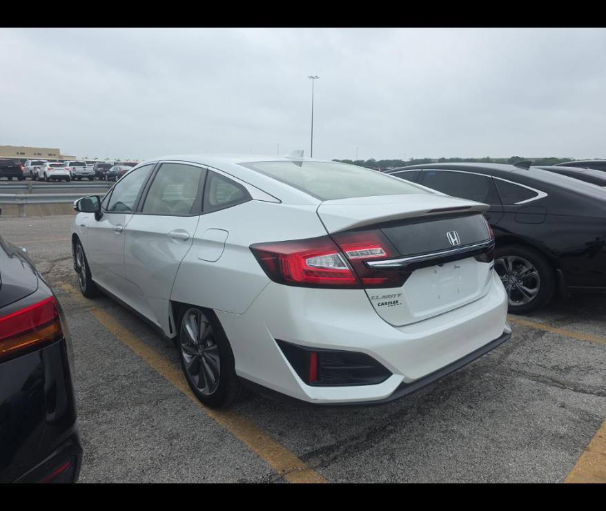 Used 2018 Honda Clarity Plug-In Hybrid image 11