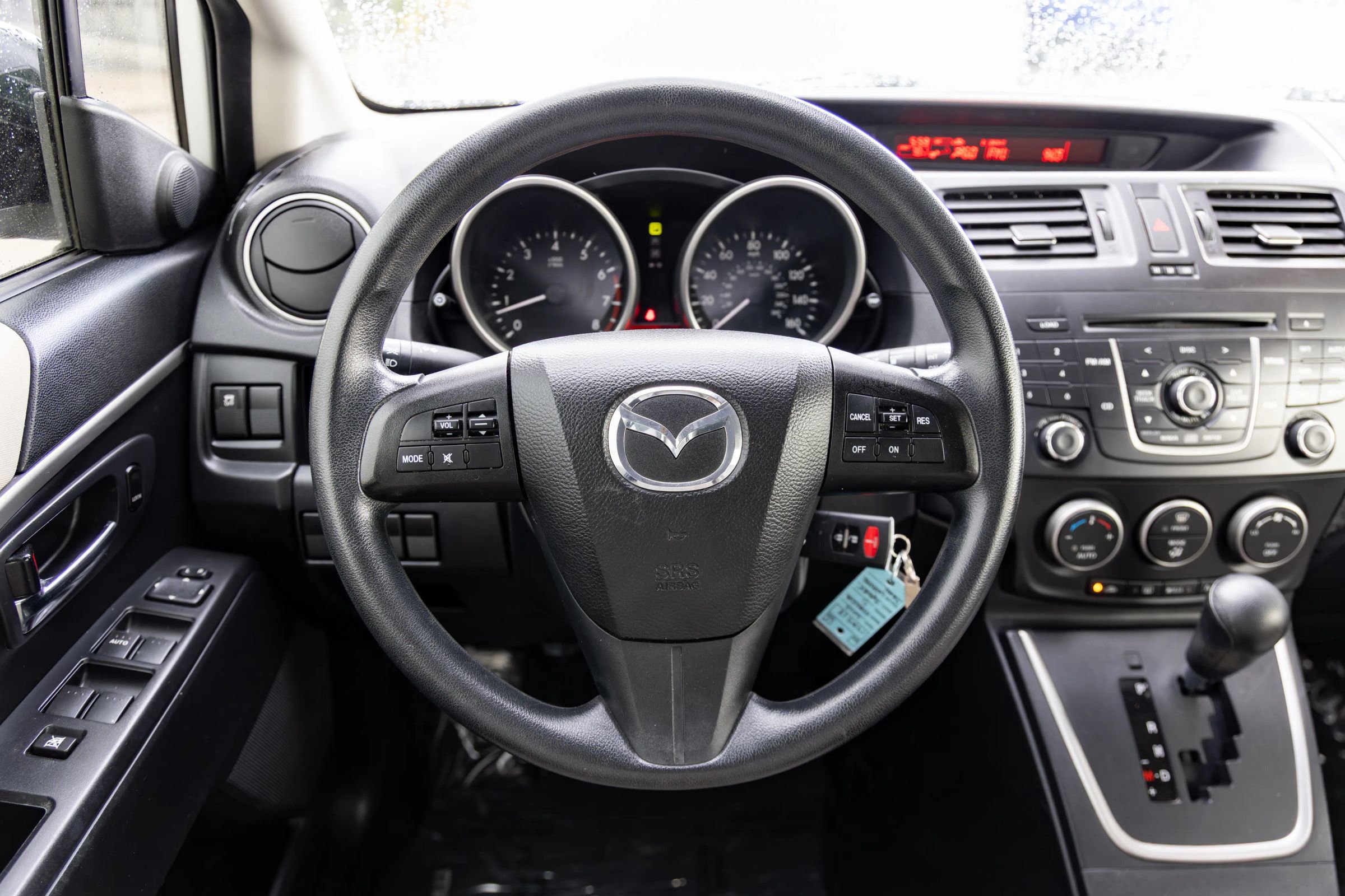 Used 2012 MAZDA MAZDA5 Sport image 19