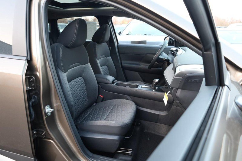 New 2026 Nissan Kicks SV w/ SV Premium Package image 26